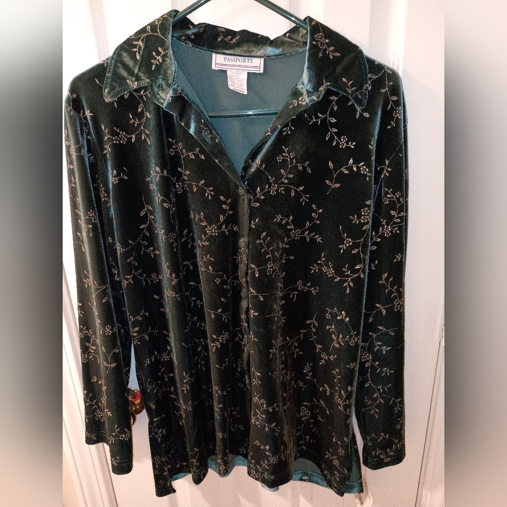 NWT Vintage Dark Green Floral Velvet Button Down